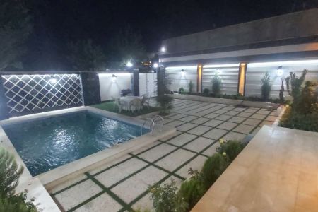 اجاره ویلا استخردار در چهارباغ - ملک آباد