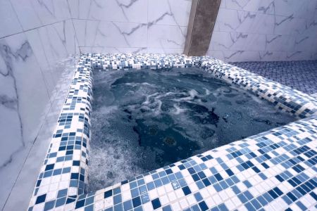 ویلا با استخر و جکوزی در سرخرود - ملاکلا