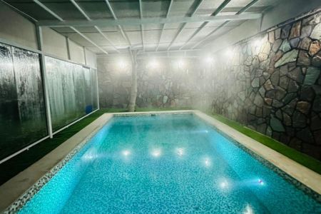 ویلا استخردار در جاده شهریار به ملارد