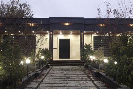 اجاره ویلا استخردار در چهارباغ - رمنده