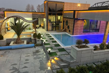 ویلا استخردار در چهارباغ - محمدآباد افشار