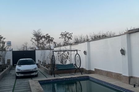 ویلا استخردار در چهارباغ - سلطان آباد