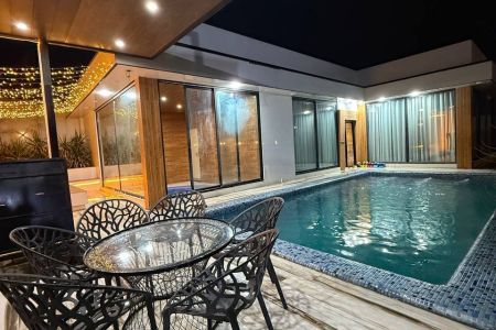 ویلا با استخر و جکوزی در چهارباغ