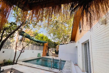 ویلا استخردار طرح کلبه در نوشهر - چهار خوابه