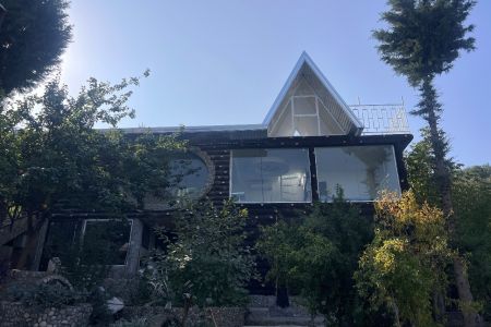 کلبه جنگلی در بهشهر با چشم انداز زیبا