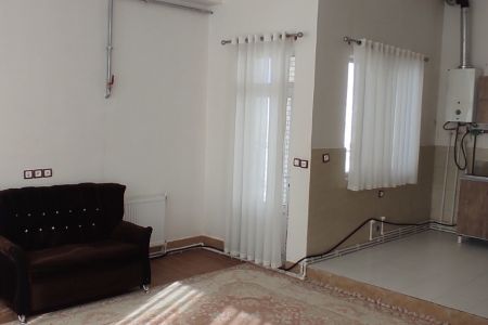 اجاره خانه در تخت سلیمان با چشمه آبگرم