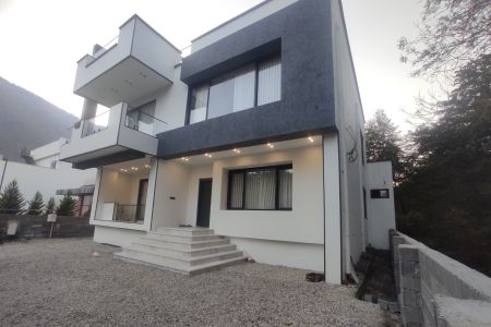 اجاره ویلا دوبلکس استخردار در نوشهر - مزگاه