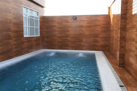 ویلا استخردار در چهارباغ