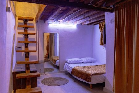 بوم گردی در قشم - گورزین - اتاق حرا