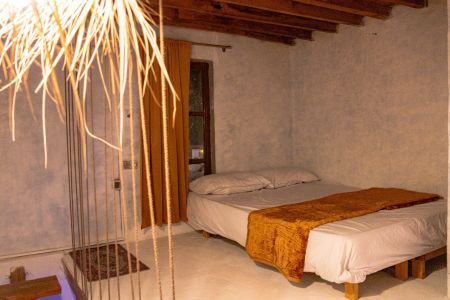 بوم گردی در قشم - گورزین - اتاق حرا