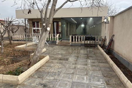 ویلای استخردار در چهارباغ - سنقرآباد