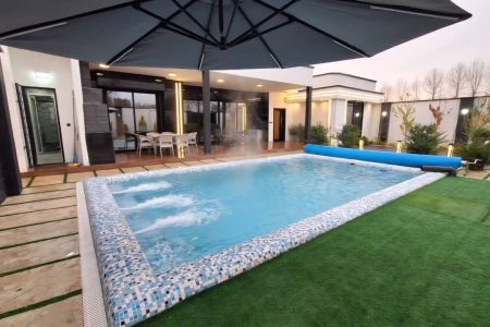 ویلا استخردار در چهارباغ - رامجین -  واحد ۲