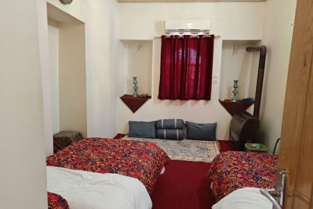 بومگردی در لنجان - زرین شهر - واحد ۶ تخته