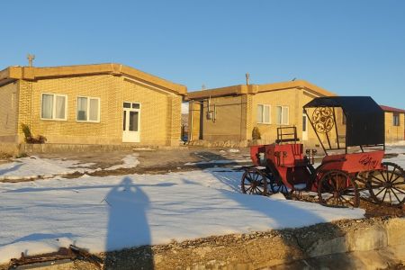 اجاره خانه در تخت سلیمان با چشمه آبگرم