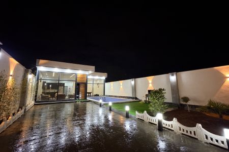 ویلا استخردار در چهارباغ - محمدآباد افشار