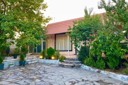 اجاره ویلا استخردار در شاندیز - گراخک