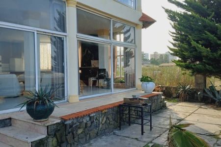 خانه لب ساحل در نور - رستم رود - همکف