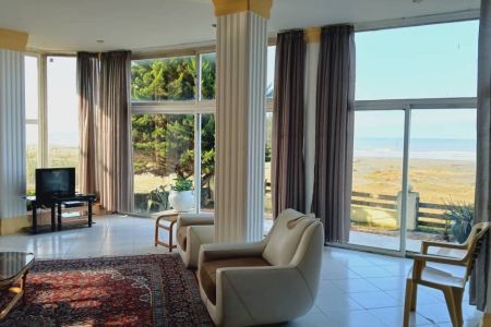 خانه لب ساحل در نور - رستم رود - همکف