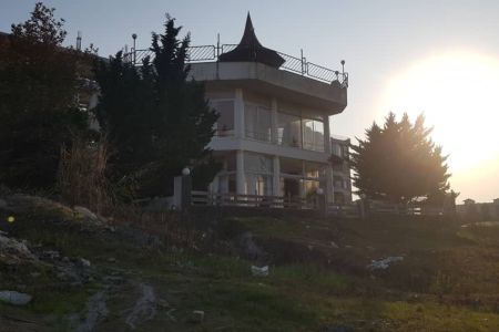 خانه لب ساحل در نور - رستم رود - همکف