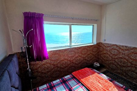 سوئیت کنار دریای عمان در چابهار - رمین - همکف