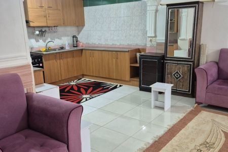 خانه مبله چند قدمی ساحل دریا در هرمز