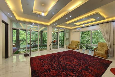 خانه یکخوابه رو به جنگل در جاده اسالم به خلخال