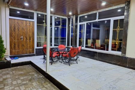 ویلا دوبلکس استخردار در جاده چهارباغ