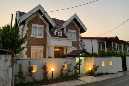 ویلا استخردار در متل قو - دریاگوشه - ۴ خوابه