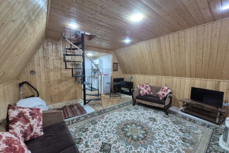 کلبه سوئیسی در شاندرمن