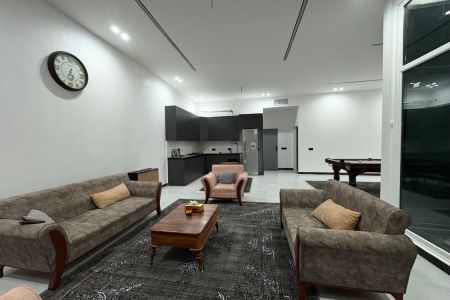 ویلا استخردار در چهارباغ - محمدآباد افشار