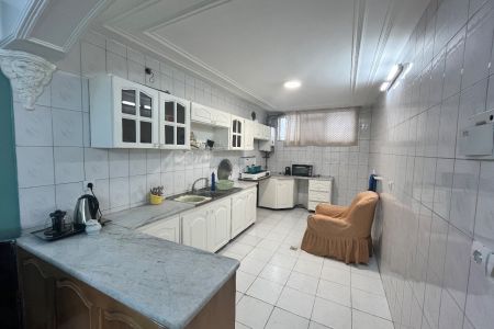 سوئیت مبله در اصفهان - زیرهمکف