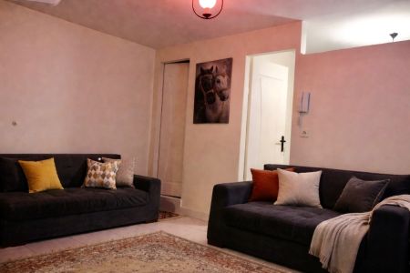 سوئیت در تهران - سلسبیل