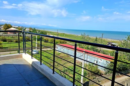 سوئیت رو به دریا رضوانشهر - شفارود - ط ۴