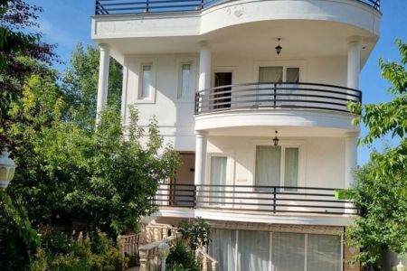 ویلای دوبلکس با روف گاردن در کلاردشت