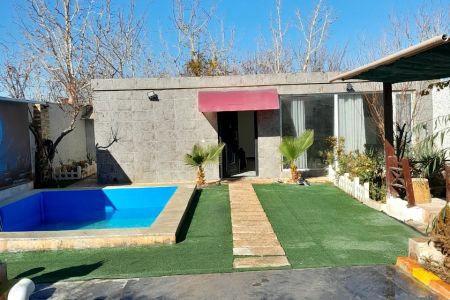 ویلا استخردار در جاده ماهدشت