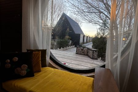 ویلا استخردار در چهارباغ - رامجین