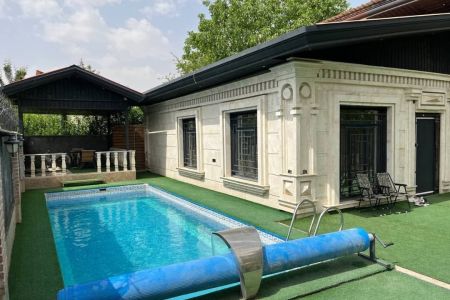 ویلا استخردار در کردان