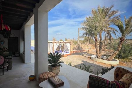 بوم گردی نزدیک دریا در قشم - گاچو