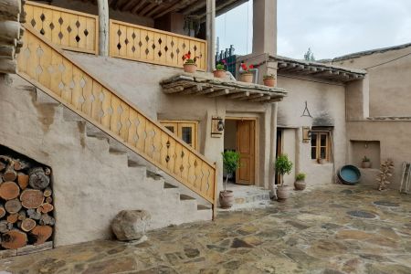 بوم گردی در آلولک قزوین - آلاله