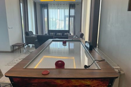 ویلا استخردار در چهارباغ - محمدآباد افشار