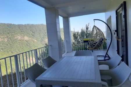 خانه رو به کوه در مینودشت - ریگ چشمه - همکف