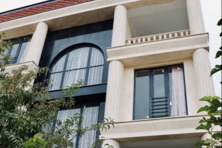 ویلا استخردار با سینما اختصاصی در رودهن - ۷ خوابه