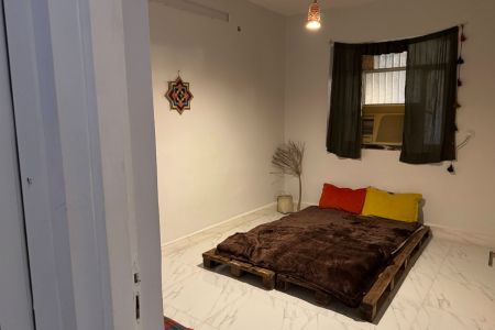 بومگردی در جزیره هرمز - اتاق آبی