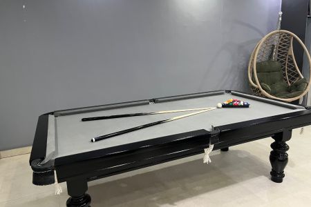 ویلا با استخر و جکوزی در چهارباغ - دهکده ورزشی