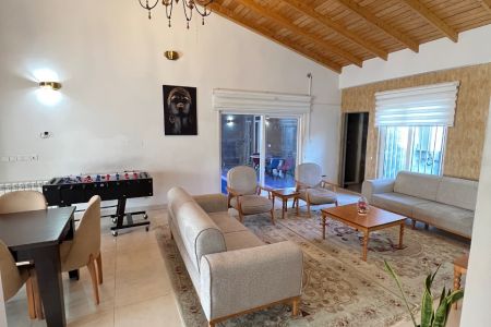 ویلا استخردار در بندرانزلی - تربه گوده