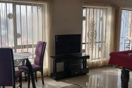 فيلا مع مسبح وساحة مفتوحة چهارباغ - عباس آباد