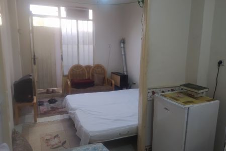 سوئیت سه تخته نزدیک حرم در قم - طبقه دوم