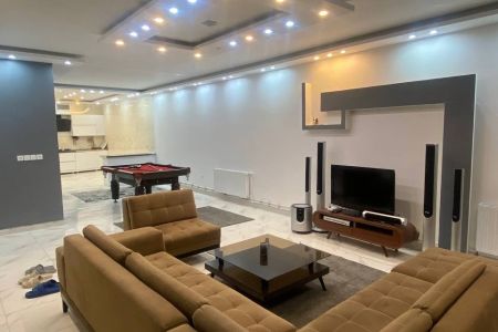 ویلا استخردار در چهارباغ - رامجین