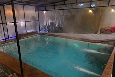 ویلا با استخر آبگرم در نظرآباد - تنکمان