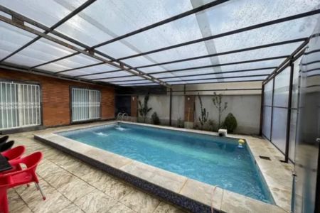 ویلا استخردار در چهارباغ - ابراهیم آباد